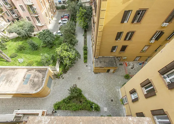 Family In Trastevere Apartament *